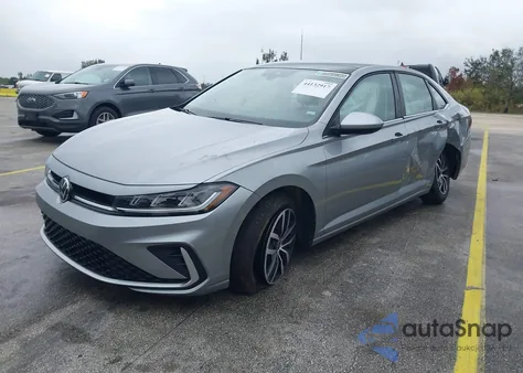 2025 Volkswagen Jetta 1.5T Se from USA, damaged, VIN 3VW7X7BU6SM070831